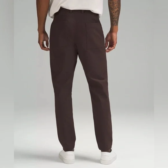 Lululemon Men's Slim-Tapered Heavy Twill Trouser in Espresso M5AYDS